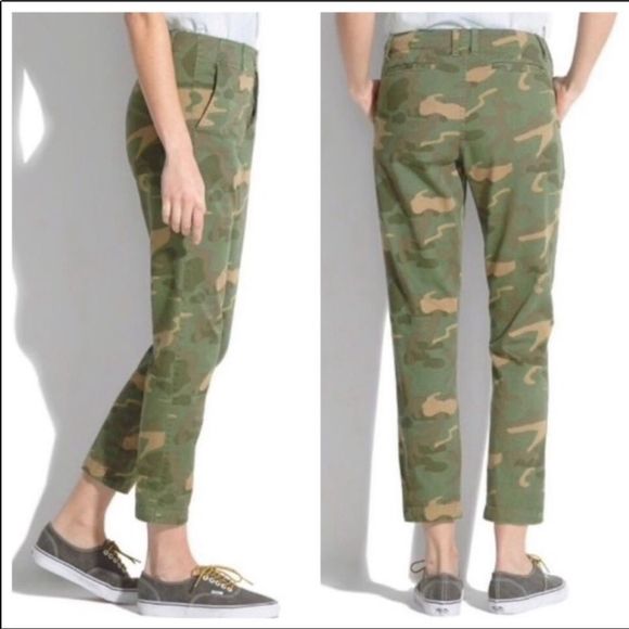 Madewell Pants - Madewell Rivington Cropped Camo Pants! 🔥